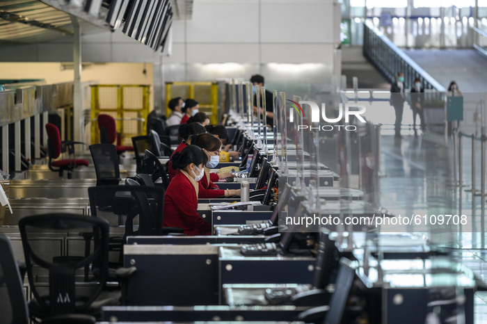 Hong Kong Cathay Pacific Eliminate 8,500 Jobs 