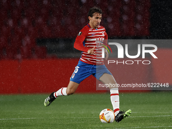 Luis Milla of Granada runs with the ball during the UEFA Europa League Group E stage match between Granada CF and AC Omonoia at Estadio Nuev...