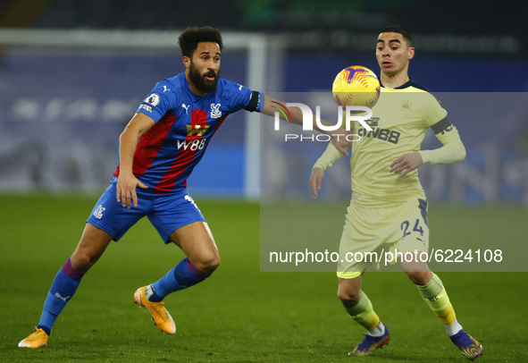 L-R Crystal Palace's Andros Townsend and Newcastle United's Miguel Almiron during Premiership between Crystal Palace and Newcastle United at...