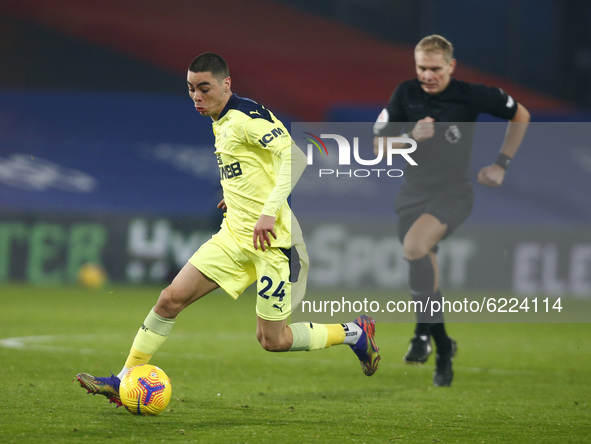 Newcastle United's Miguel Almiron during Premiership between Crystal Palace and Newcastle United at Selhurst Park Stadium , London, UK on 27...
