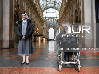 Suor Anna Monia Alfieri (L), Susy Liuzzi (R) at Award ceremony of the annual "Ambrogini D'Oro" in Palazzo Marino, Milan, Italy, on December...