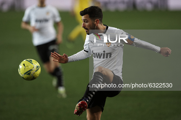 Jose Gaya of Valencia controls the ball during the La Liga Santander match between Valencia CF and Cadiz CF at Estadio Mestalla on January 4...