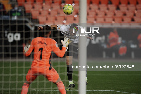 Maxi Gomez of Valencia shooting to goal during the La Liga Santander match between Valencia CF and Cadiz CF at Estadio Mestalla on January 4...
