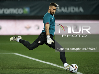 Unai Simon of Athletic during the warm-up before the Supercopa de Espana Semi Final match between Real Madrid and Athletic Club at Estadio L...