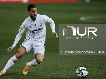 Eden Hazard of Real Madrid runs with the ball during the Supercopa de Espana Semi Final match between Real Madrid and Athletic Club at Estad...
