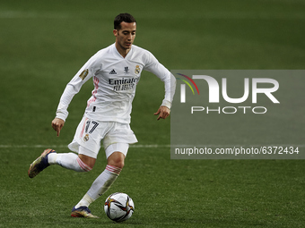 Lucas Vazquez of Real Madrid controls the ball during the Supercopa de Espana Semi Final match between Real Madrid and Athletic Club at Esta...