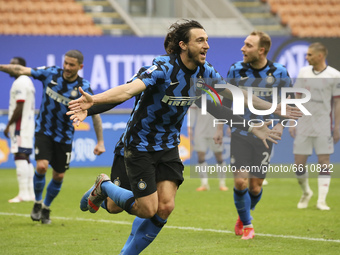 Matteo Darmian of FC Internazionale celebrates after scoring the his team's first goal during the Serie A match between FC Internazionale  a...