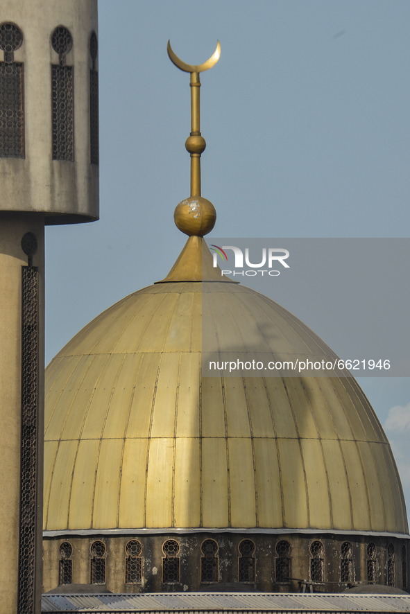 Detail of the Lagos Central Mosque (Lagos Island) located along the busy Nnamdi Azikiwe Street of Lagos, Nigeria, 14 April 2021. Muslims mar...