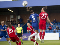 Melanie Leupolz (Chelsea FC) and Marina Hegering (Bayern Munich) battle for the ball during the 2020-21 UEFA Women’s Champions League fixtur...