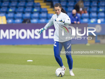 Chelsea FC warms up during the 2020-21 UEFA Women’s Champions League fixture between Chelsea FC and Bayern Munich at Kingsmeadow. (