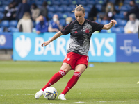 Sydney Lohmann (Bayern Munich) warms up during the 2020-21 UEFA Women’s Champions League fixture between Chelsea FC and Bayern Munich at Kin...