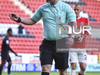 The referee Kevin Johnson during the Sky Bet League 1 match between Charlton Athletic and Lincoln City at The Valley, London on Tuesday 4th...