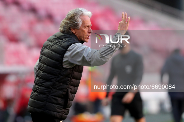 Benfica's head coach Jorge Jesus gestures during the Portuguese League football match between SL Benfica and FC Porto at the Luz stadium in...