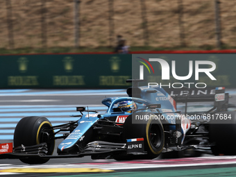 Fernando Alonso of Spain driving the (14) Alpine A521 Renault during the F1 Grand Prix of France at Circuit Paul Ricard on June 27, 2021 in...