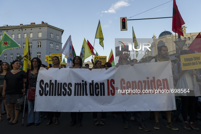 Solidarity rally for Suruc in Berlin