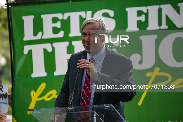 Senator Jeff Merkley (D-OR.) speaks at the “Finish the Job: For the People” voting rights rally At the Robert A. Taft Memorial near U.S. Sen...