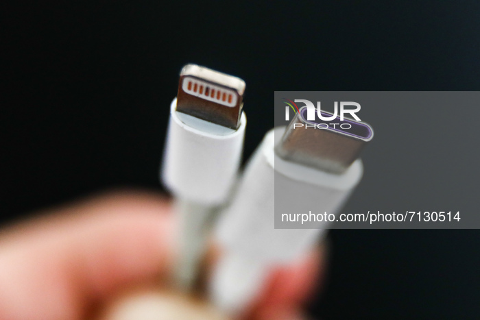 European Union Proposes Universal Plugs For Devices