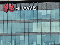  Head Office of HUAWEI France. Huawei wins China Mobile contract - October 07, 2021 (