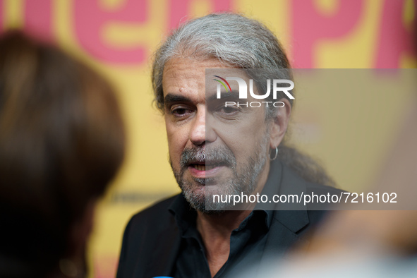 he film's director, Fernando Leon de Aranoa   pose at the premiere of the film 'The Good Pattern', at the Callao Cinemas, on 14 October, 202...
