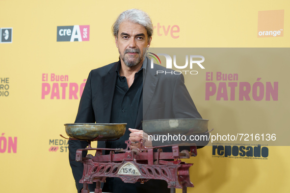 he film's director, Fernando Leon de Aranoa   pose at the premiere of the film 'The Good Pattern', at the Callao Cinemas, on 14 October, 202...