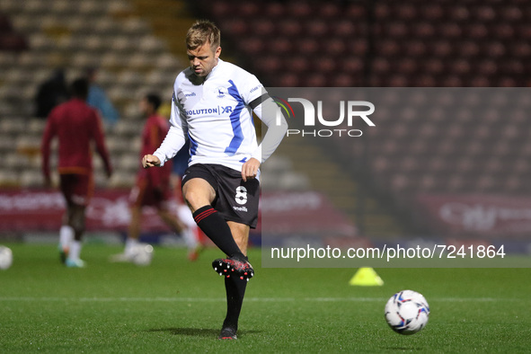 BRADFORD, UK. OCT 19TH   Nicky Featherstone of Hartlepool United warms up during the Sky Bet League 2 match between Bradford City and Hartle...