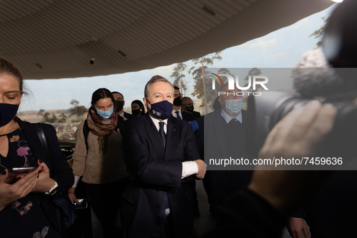 Minister Piotr Glinski Visited The Panorama Of The Battle Of Racławice In Wrocław