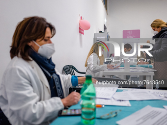 Doctors at work during the night dedicated to 12-19 year olds at the Cozzoli vaccination hub in Molfetta on 15 January 2022.
The initiative...