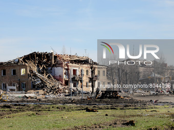 KYIV REGION, UKRAINE - APRIL 07, 2022 - A residential building destroyed in the result of the russian military invasion, Borodyanka, Kyiv Re... by Yuliia Ovsyannikova/Ukrinform/NurPhoto