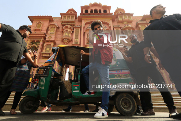 Bollywood actor Kartik Aaryan poses for photographs near Patrika Gate, during his visit to the city to promote his upcoming film 'Bhool Bhul...