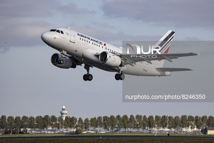 Air France Airbus A318 Aircraft Departure From Amsterdam