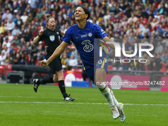 LONDON, ENGLAND - MAY 15:Chelsea Women Sam Kerr celebrates the winning goal make it 3-2 to Chelseaduring Women's FA Cup Final between Chelse...