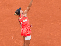 Magda Linette (POL) on day one of the Roland-Garros Open tennis tournament in Paris on May 22, 2022.  (
