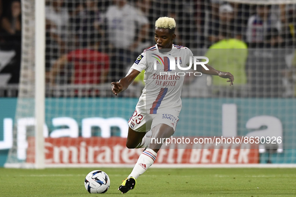 Thiago Mendes of Olympique Lyonnais does passed during the Ligue 1 match between Olympique Lyonnais and AC Ajaccio at Groupama Stadium on Au...