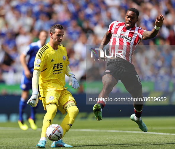 Danny Ward of Leicester City clears under pressure from Ivan Toney of Brentford during the Premier League match between Leicester City and B...