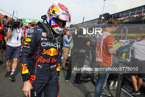 VERSTAPPEN Max (ned), Red Bull Racing RB18, portrait on the grid during the Formula 1 Heineken Dutch Grand Prix 2022, 15th round of the 2022...