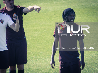 Gervinho, AS Roma's player, warm up during a training session, on the eve of the team's Champions League football match against Bayer Leverk...