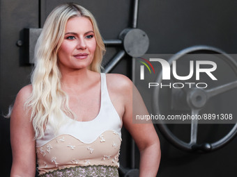 Canadian actress Elisha Cuthbert arrives at the World Premiere Of Redbox Entertainment and Quiver Distribution's 'Bandit' held at the Harmon...