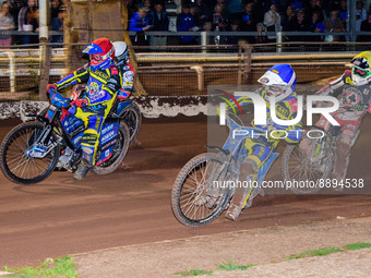 Tobiasz Musielak  (Red) and Lewis Kerr  (Blue) lead Matej Zagar (White) and Charles Wright  (Yellow) during the SGB Premiership match betwee...