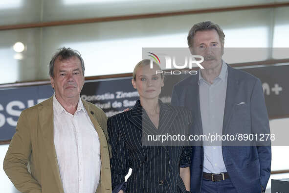 Neil Jordan, Liam Neeson, Diane Kruger attend the photocall Marlowe at the 70th edition of the San Sebastian International Film Festival on...