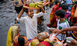 Nov. 17, 2015 - Dhaka, Bangladesh - Hindu Devotees observe Chhath Puja/Surya Puja (Worship...