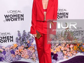 American entertainment reporter Catt Sadler arrives at the L'Oreal Paris' Women Of Worth Celebration 2022 held at The Ebell of Los Angeles o...